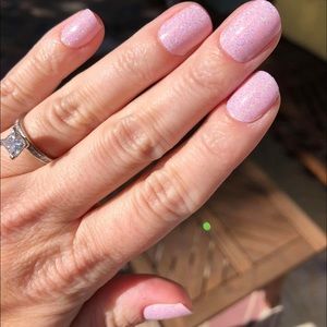 Color Street 💖RETIRED💖 Blushing in Flushing